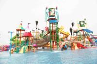 Campo de jogos durável do Aqua com corrediças de Waterpark e a cubeta de água engraçada