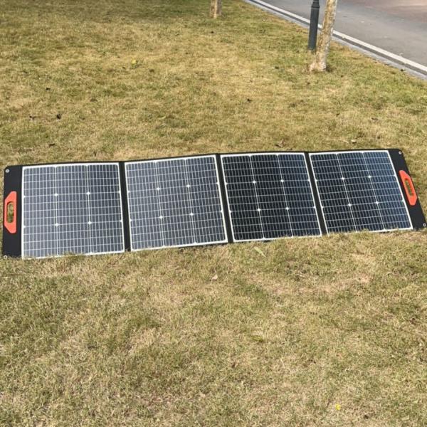 200W Monocrystalline Silicon Foldable Portable Solar Panels for Outdoor Power Supply
