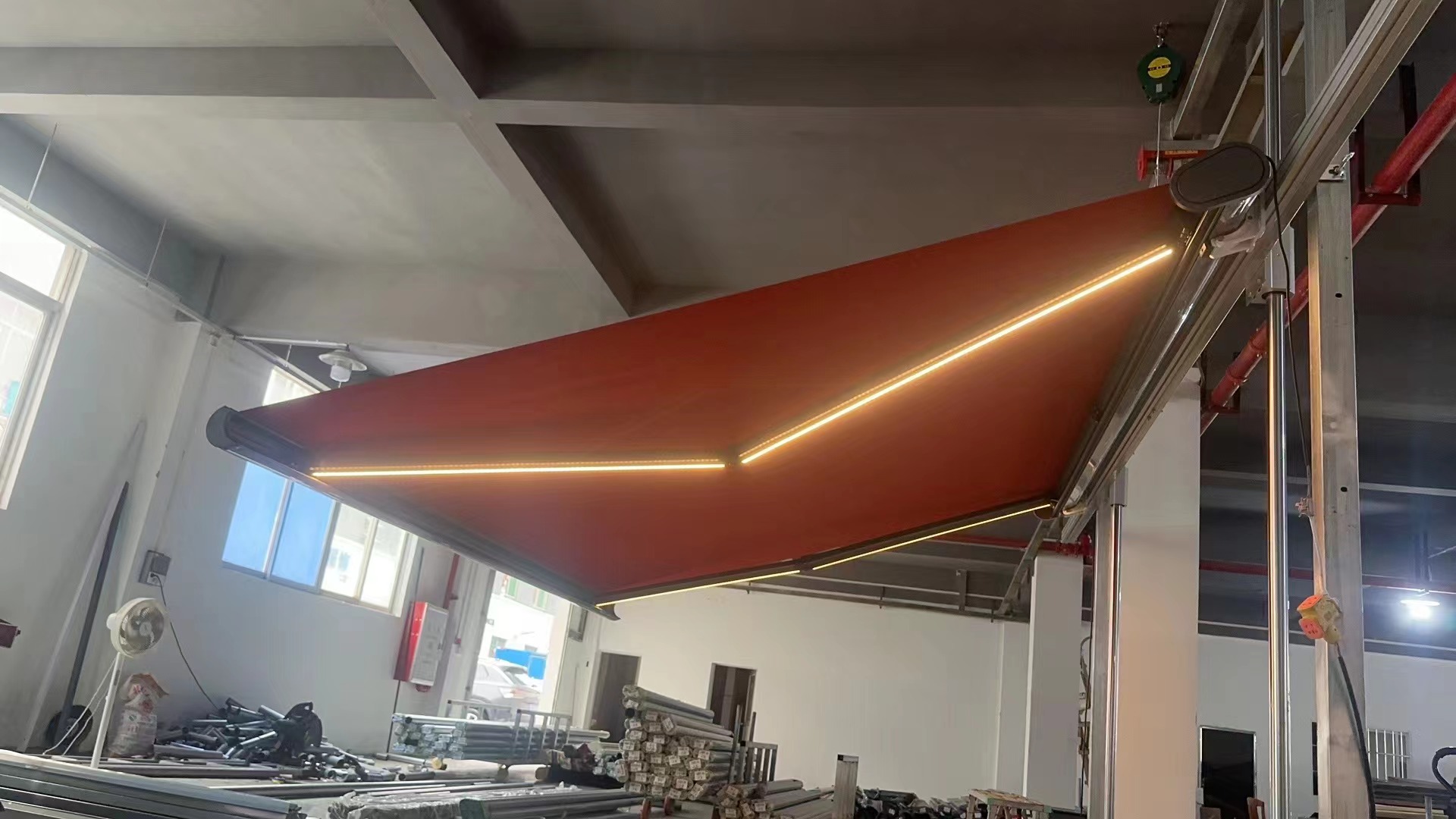 High-End Motorized Full Cassette Awning Premium Outdoor Retractable Balcony Cover with Remote Control