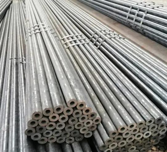 27mm Seamless Hot-Dip Galvanized Steel Tube for Transport Machinery