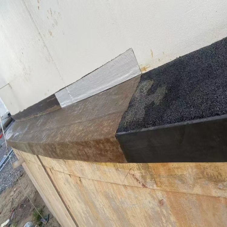 Butyl Mastic Tape with Density 1.5, Waterproof and UV Resistant for Construction and Repair