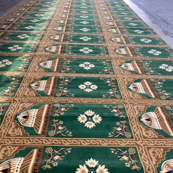 Jute Backing Muslim Prayer Rug Wall to Wall Prayer Carpet Roll for Mosque in Home