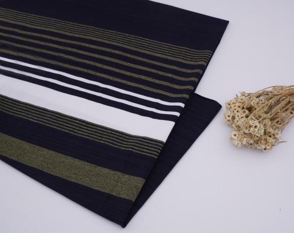 Tissu doux et confortable Confortable et polyvalent et rayé T-shirt