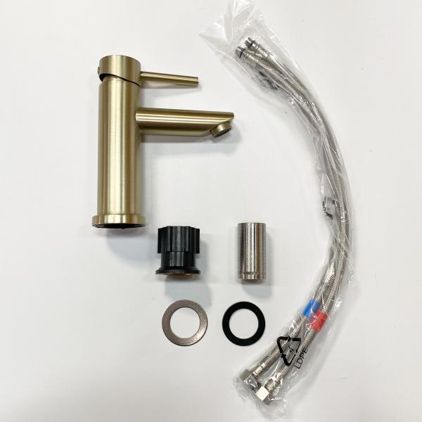 304 stainless steel CUPC Faucet  1.5 GPM Flow Rate Lead-Free Durable water channel bathroom mixer
