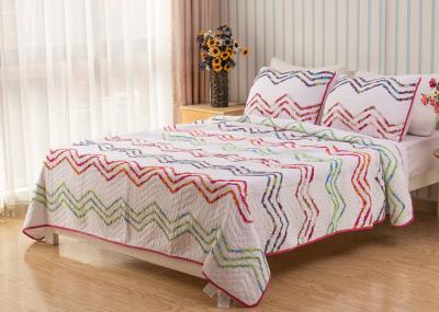 Country Style Wave Embroidered King Size Patchwork Quilts 3pcs 100% Cotton
