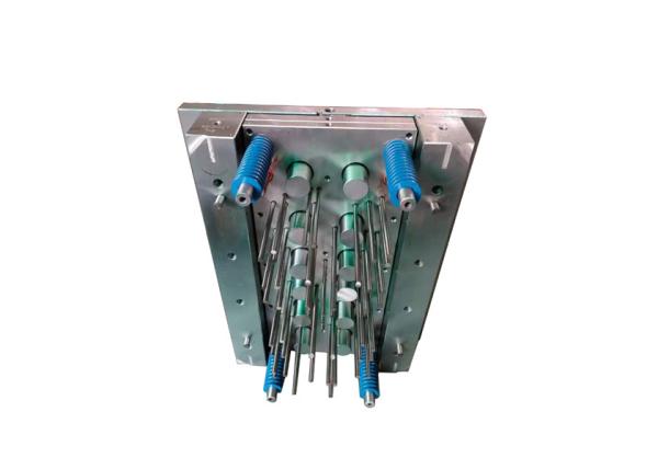 1x2 Cavity 718H Plastic Inject Mold For Medical Device Components