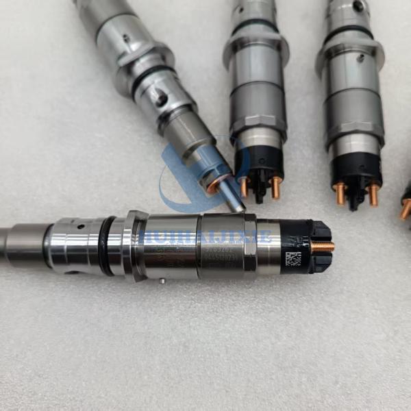 0445120059 0445120231 4945969 3976372 5263262 Rail Injector for Cummins QSB4.5 QSB5.9 QSB6.7 Engine Komatsu PC200-8 PC220-8 PC270-8 WA200-6 WA250-6 WA380-6
