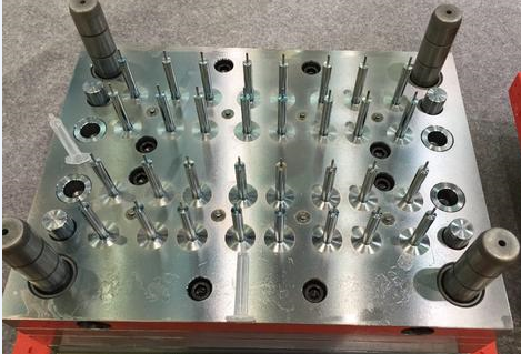 Medical Parts Molding 8407 Plastic Injection Tool