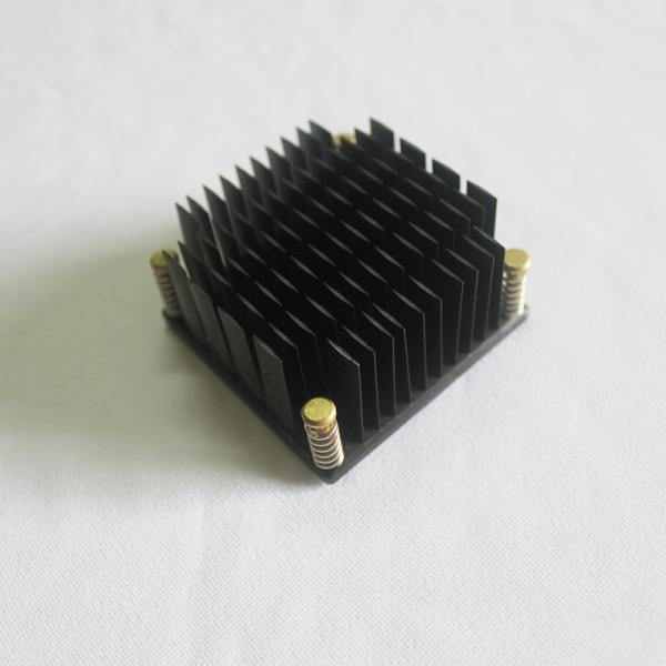 Аксессуары камеры охлаждая выковали Heatsink с процессом CNC подвергая механической обработке