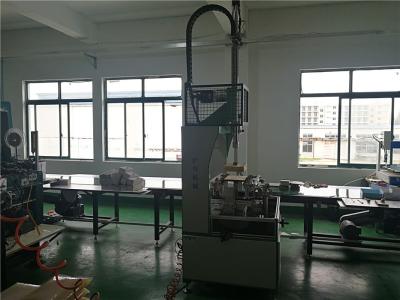 Máquina Automática para Fabricação de Caixas Rígidas 380V / 50Hz Max 600 X 500 X 200mm