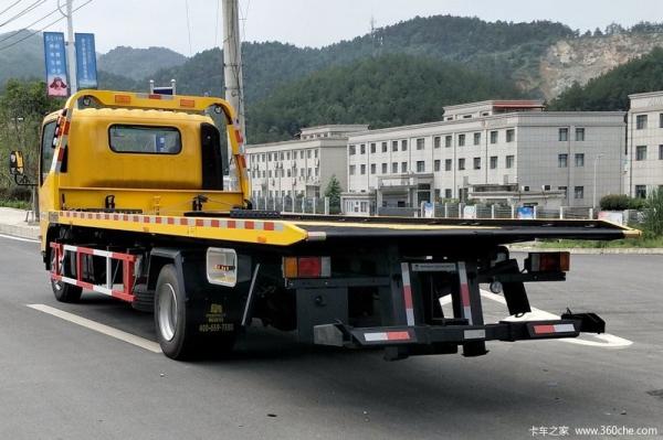 Tipo caminhão de reboque 5600*2350 do Wrecker da emergência milímetro 4x2 do combustível diesel
