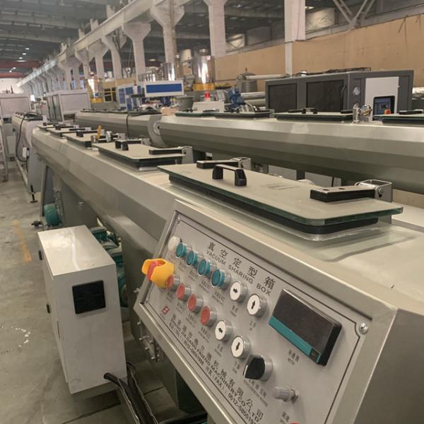 Производственная линия трубы полиэтилена PLC 630mm PPR вакуумирует формировать