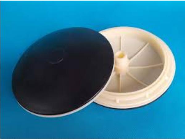 Épaisseur de membrane de 2 mm Diffuseur de disque à bulles fines pour la consommation d'air du disque 0,2-0,6 m3/min