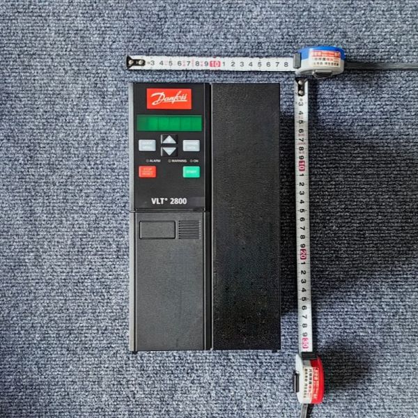 High Performance VLT2855 Danfoss Inverter 5.5kW 7.5kW 380V Danfoss Inverter Drives for Fan Water Pump Conveyor Belt