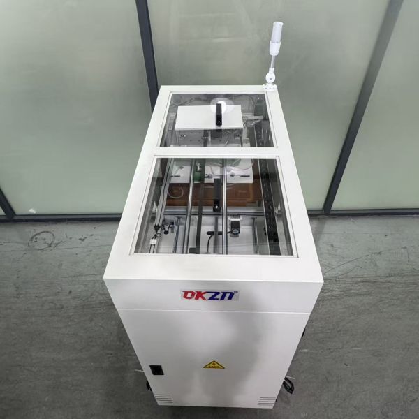 Automatic Vacuum PCB Loader with Flexible Vacuum Adsorption Touch Screen Intelligent Control for 24-Hour Stable Continuous Operation