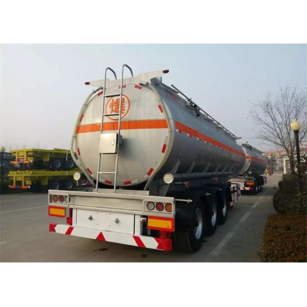 SINOTRUK 3 Axles Fuel Semi Trailer Truck Tri - Axle Tank Capacity 40 - 60 CBM