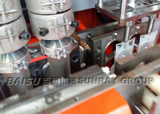 30.5KW HDPE Blow Moulding Machine LDPE Plastic Sea Ball Extrusion Blow Moulding Machine