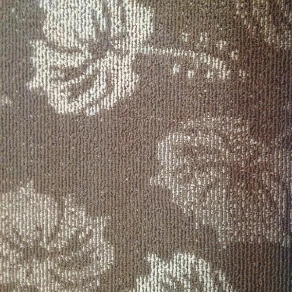 Сверстница сделала по образцу ковер 100% полиэстер на казино куча 3 до 6мм