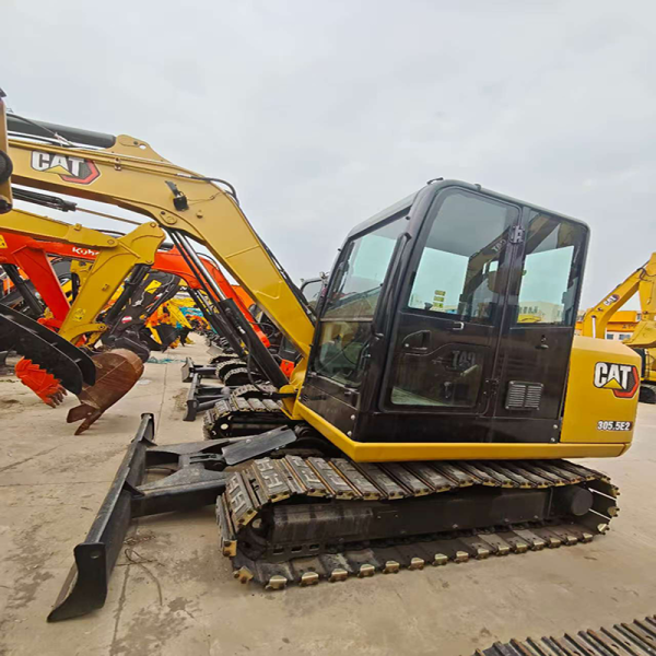 Used CAT 305.5E2 Hydraulic Crawler Excavator Engine PLC-Low Price High Quality Assurance Used Excavator for Farm