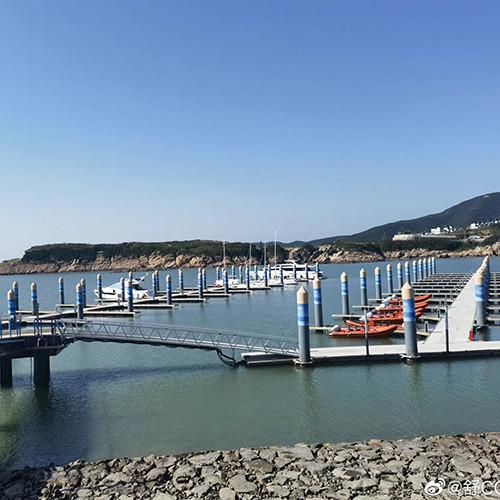 Floating Platform Marine Security Floating Dock Marina Yacht Customized Pier Construction Aluminum Alloy Gangway