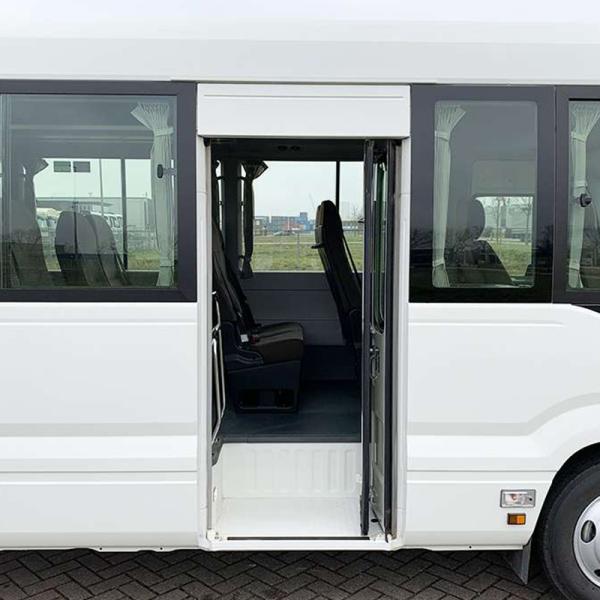 Good Condition Toyota Used Bus 30 Passenger Mini Coaster Bus with Manual Transmission