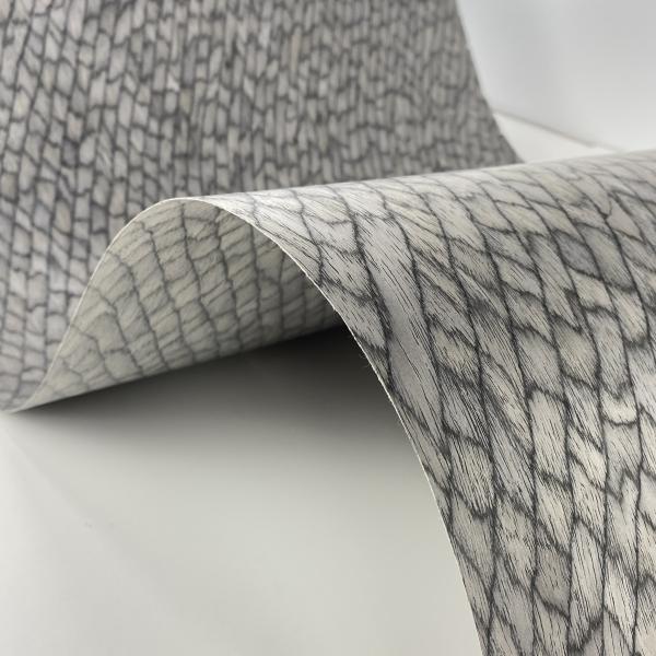 Nuevos revestimientos de madera recombinados suelos Muebles de bricolaje Material natural Armario de la habitación Mesa de la piel Tamaño 250x64CM