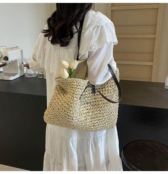 High Quality Wholesale Women'S Summer Crochet Raffia Straw Bag Handmade Designer Open Shoulder Bag Crochet Beach Bag for Women Summer Beach Totes Bag Women Crochet Purses Rattan Earrings