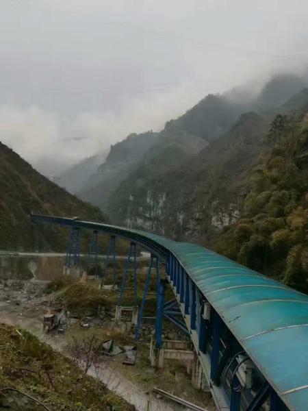 Pipe Belt Conveyor System For Curved Dust Free Bulk Material Enclosed Transport