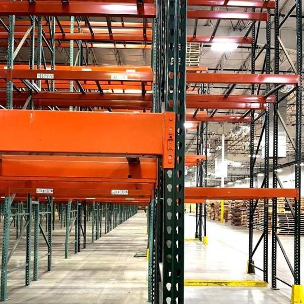 5100lbs Weight Capacity Corrosion Protection Easy Assembling Teardrop Pallet Shelves