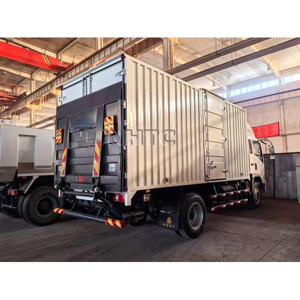 Sinotruk Howo 4X2 300 ch Euro II à droite collecteur de déchets camion comprimé camion de collecte de déchets