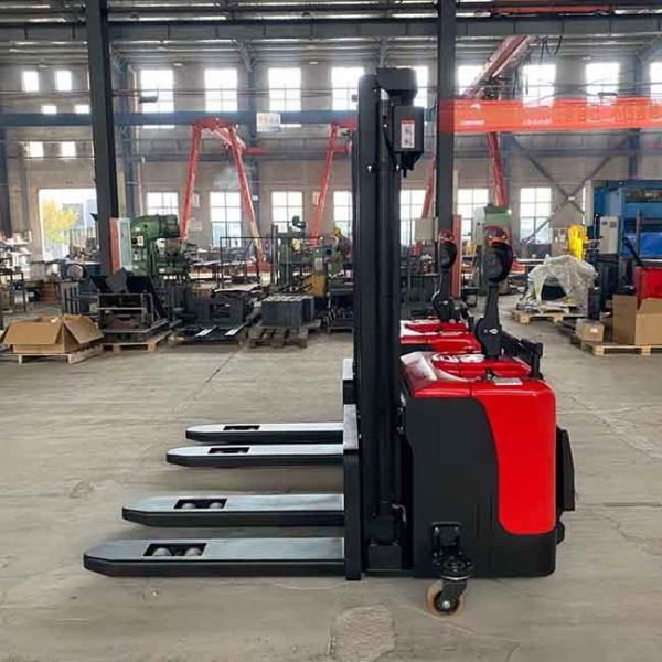 2500kg Electric Stacker 2 Stage 3.0m Mast Counterbalanced Stacker