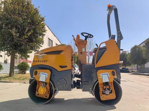 2 Ton Ride on Double Drum Roller ST2000 Hot Sale in Jamaica