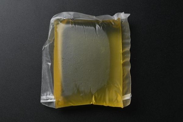 Food Packaging Hot Melt Pressure Sensitive Adhesive Solvent Free Yellow