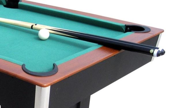 Economical Pool Game Table Easy Assemble Silver Plastic Corner For Family Fun