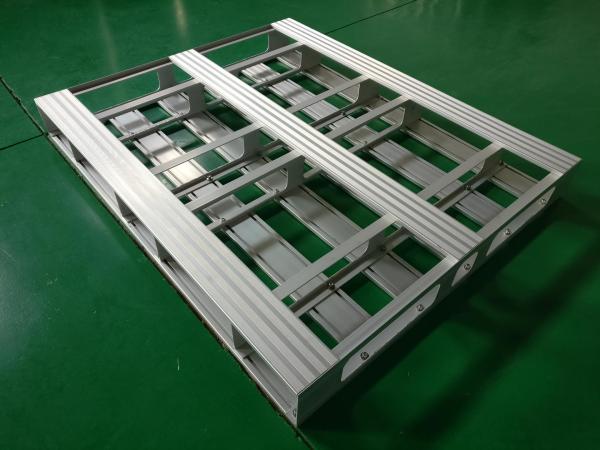 Palettes en aluminium résistantes pour le type d'entrée d'atelier/supermarché 4-Way