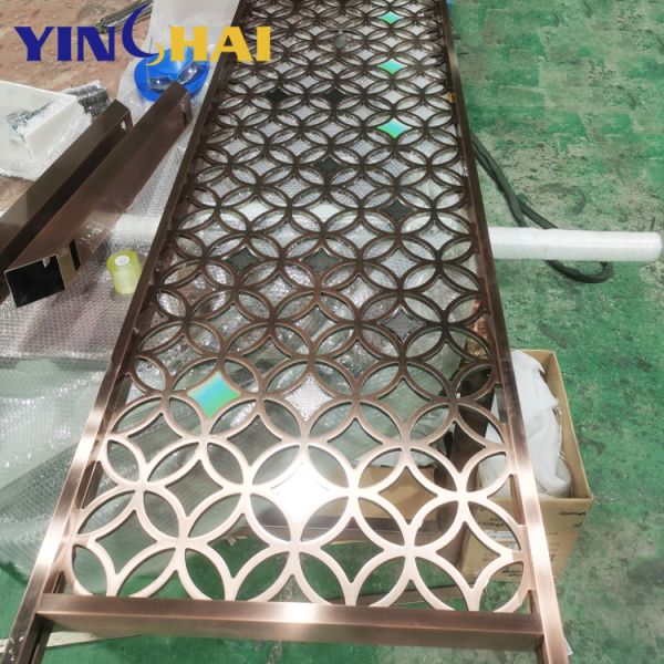 Modern Stainless Steel Screen Partition Decorative Gold Metal Room Divider For Bedroom