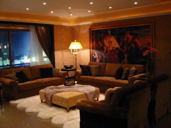 Luxury Star Bedroom Furniture Carved Gilding King Size Veneer For Villa