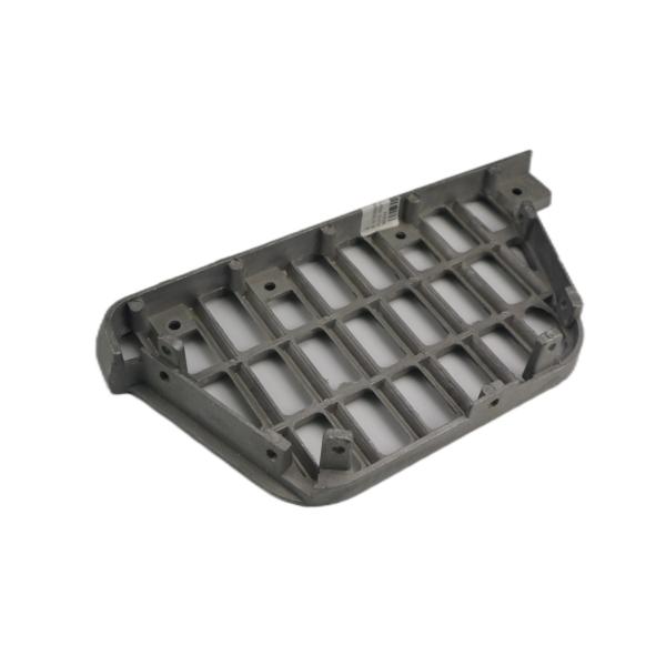 ISUZU NKR94 PLATE STEP RH 8978599960 8978679680