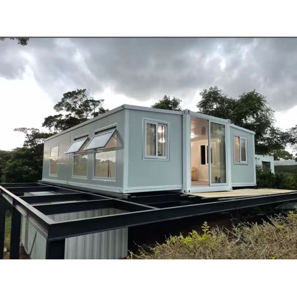 40Ft Size Luxury Interior Expandable Container House with One-Day Installation