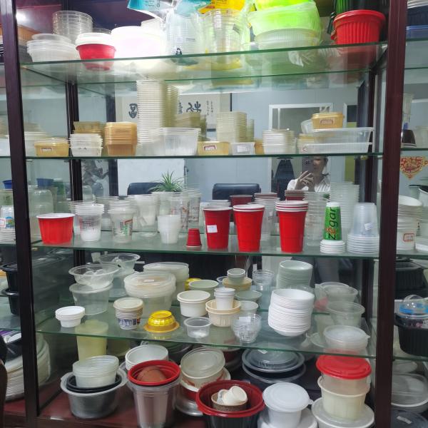 Utilizado elección de calidad, disfrutar de la comodidad de la máquina desechable de plástico para hacer tazas