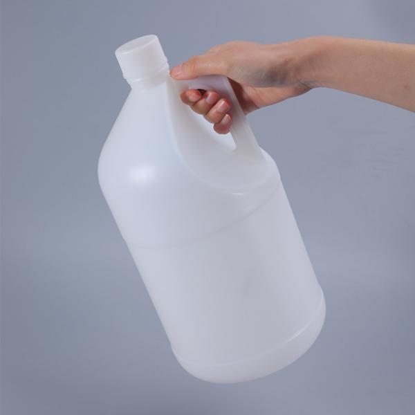1 Gallon HDPE Square Chemical Detergent Jerry Can with Easy Grip Handle
