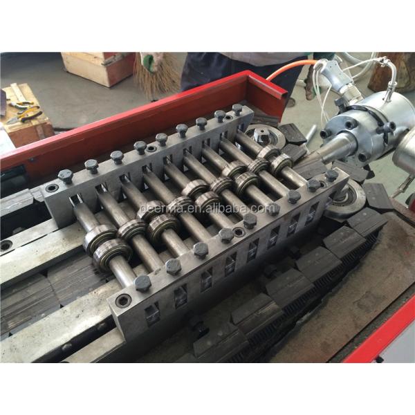 Línea de producción de tuberías de PVC corrugadas de alta productividad Máquinas para fabricar tuberías de plástico de PVC con inversor ABB