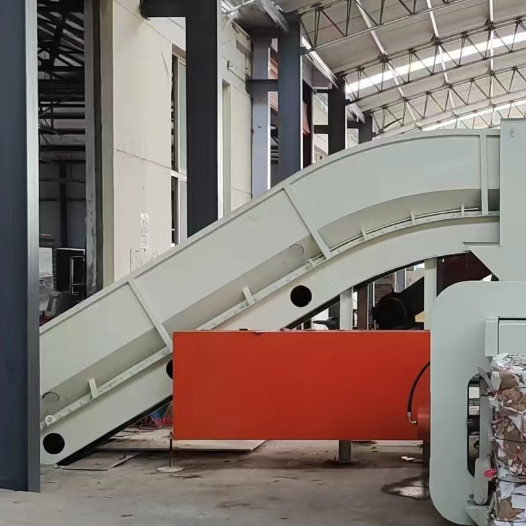 20T Horizontal Cardboard Baler with 100° Detection Angle 4m Conveyor Pit Hydraulic Baler Machine