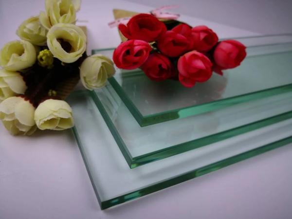 3mm-19mm Ultra Clear Galss Toughened Extra Clear Glass