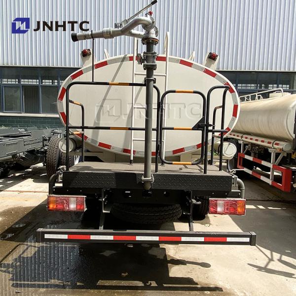 China Howo Tanke caminhão de água 4x2 caminhões de água leve 10cbm caminhão de sprinkler de água