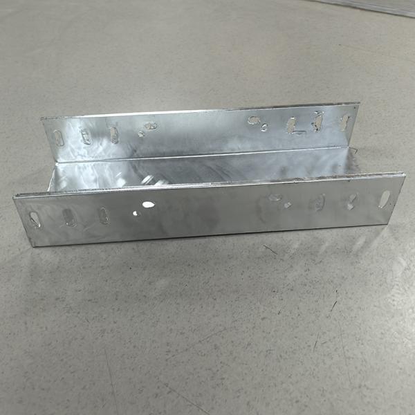 Wall Mounted / Floor Mounted Galvanized Hot Dip Cable Tray Customized Bending Radius Building Cable Tray