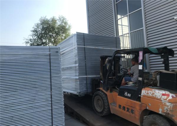 Melbourne Temporary Fencing Panels OD 32mm wall thick 2.00mm HDG 42 microns 2.1mx2.25m Mesh 60mm*150mm