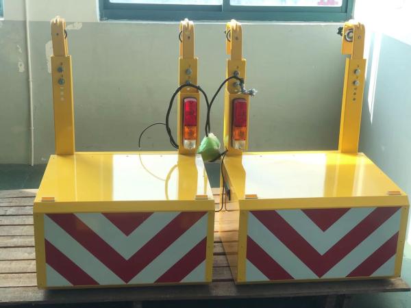 Rear End Collision Truck Mounted Attenuator 80KM/H Portable