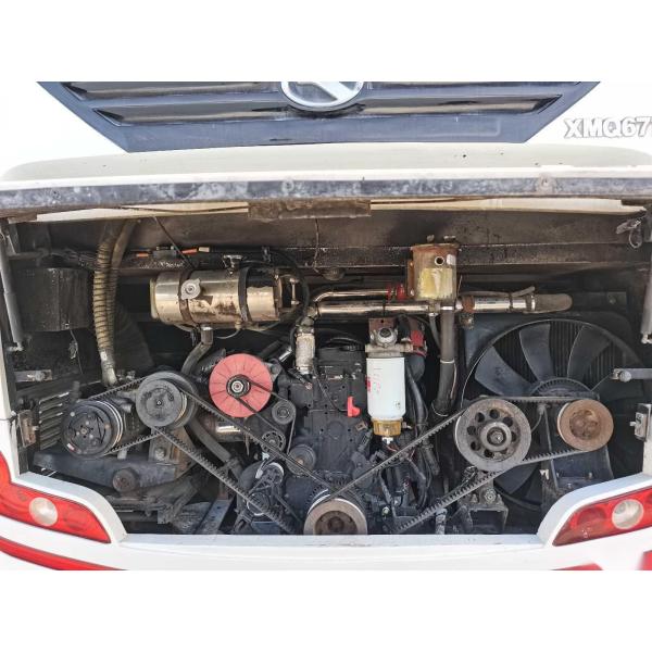 Используемый двигатель 132kw Cummins мест автобуса XMQ6771 30 тренера задний вышел управляя используемый автобус Kinglong