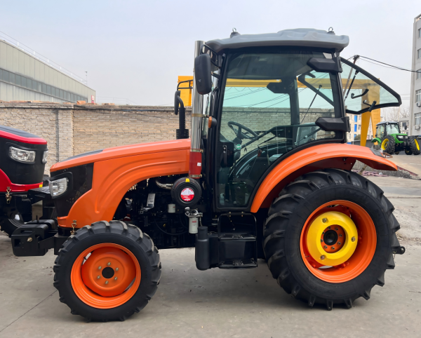 30-60HP 4WD Farm Tractor for Field Transport and Implement Support